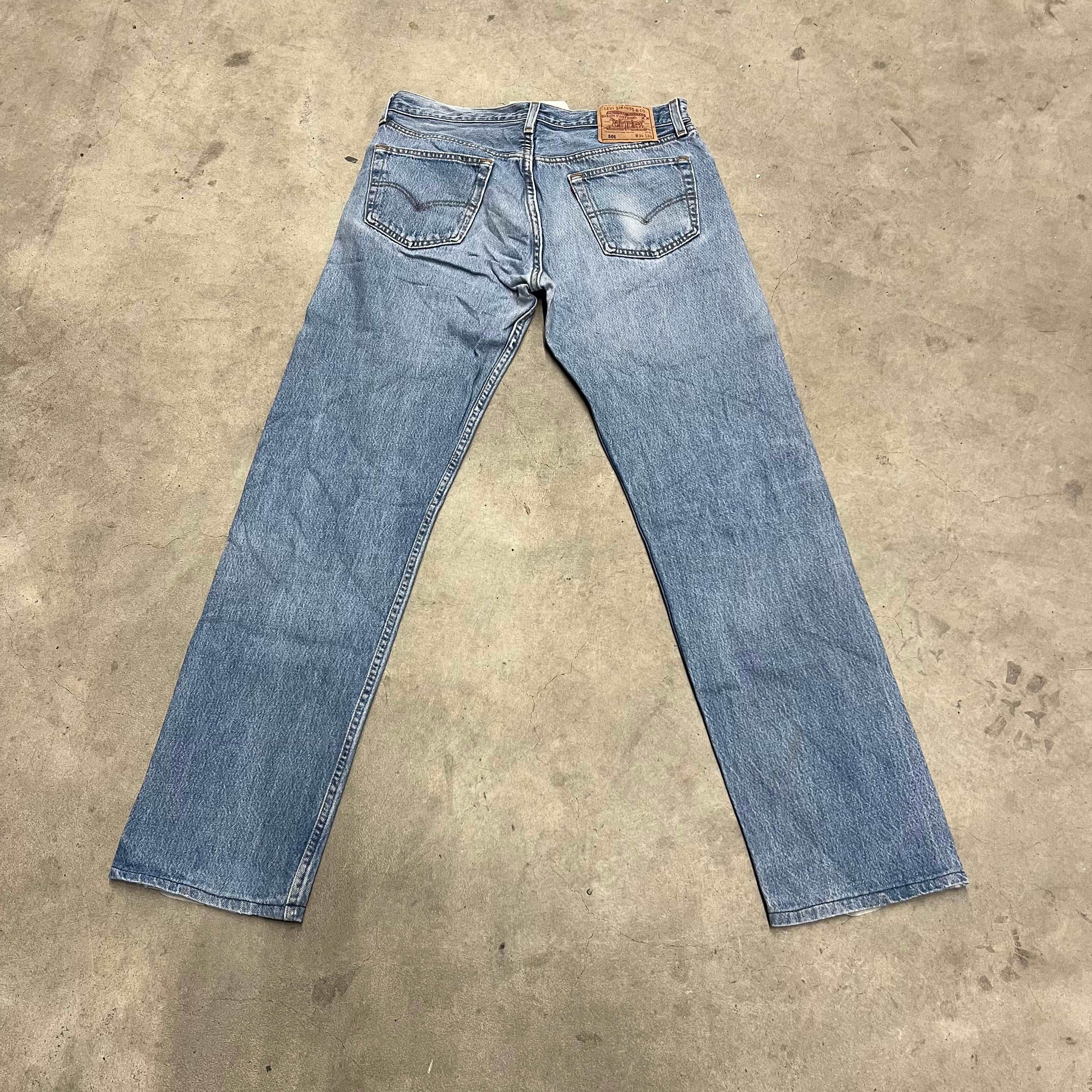 Vintage Levi’s 501 - W33 L32